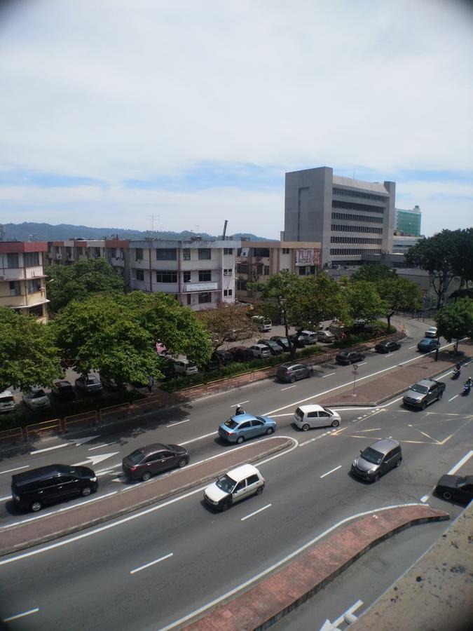 Hotel Truly Asia Kota Kinabalu Exterior foto