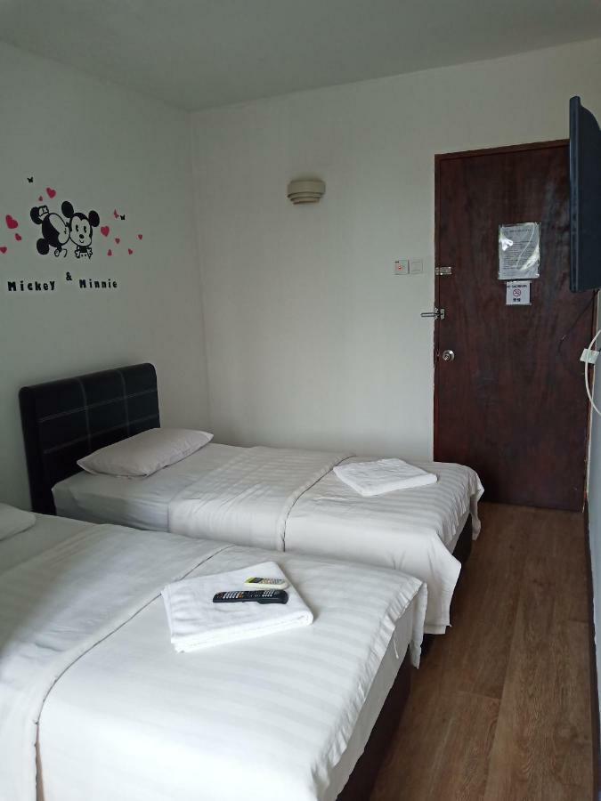 Hotel Truly Asia Kota Kinabalu Exterior foto